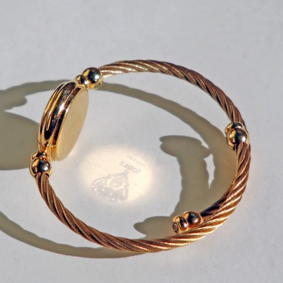 GUCCI Gold Luxury Bangle Bracelet Watch Vintage RARE - Picture 3 of 9